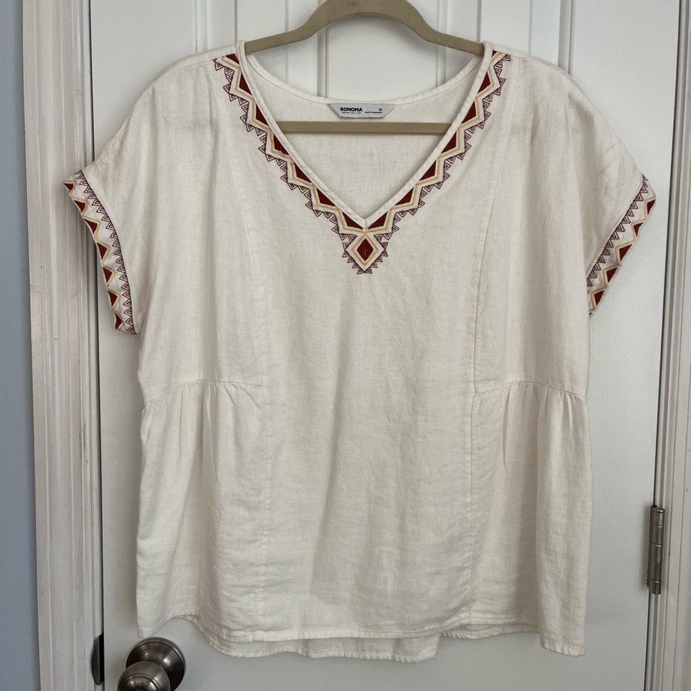 Sonoma Ivory V-Neck Tunic with Geometric Embroidery